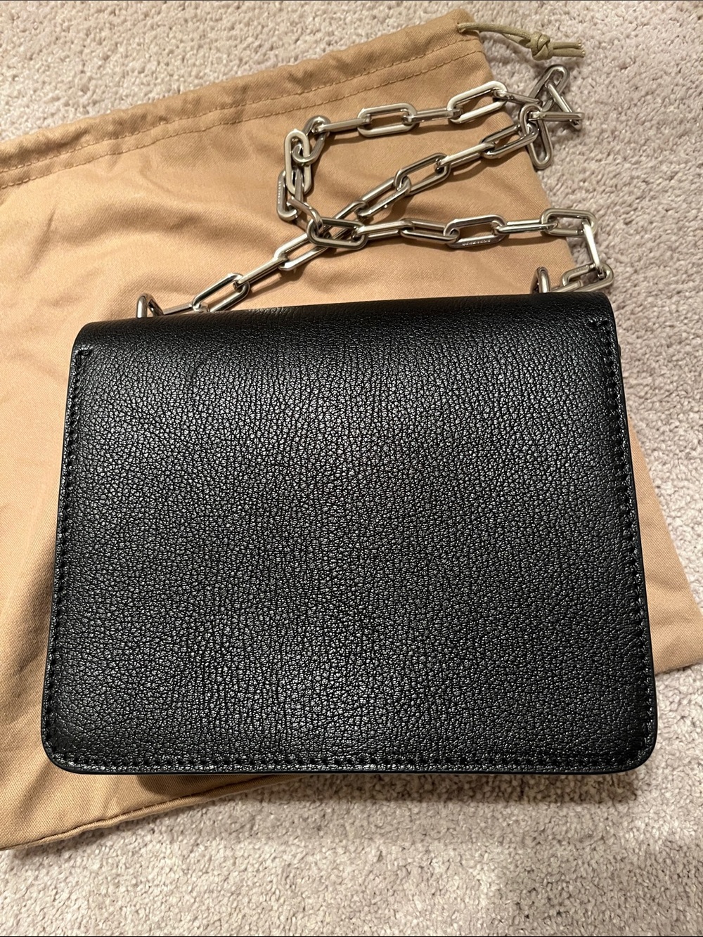 Small Burberry D-Ring Leather Bag - Picture 4 of 12